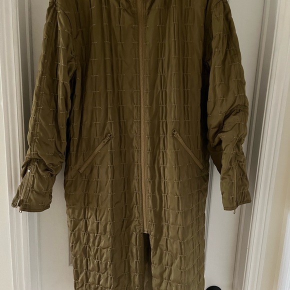 Mycra pac one designer long light jacket. Shiny olive green/gold. - Picture 2 of 10